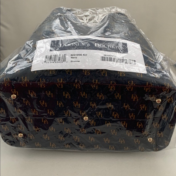 NWT Dooney & Bourke Navy Lg Brenna Bag 2pc Set - Picture 13 of 14